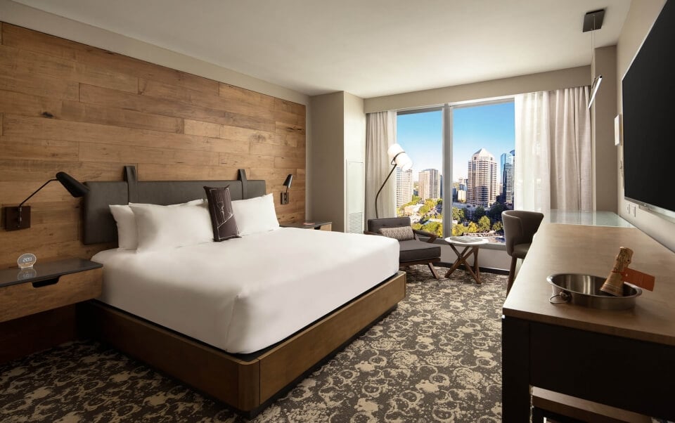 Balcony Suite and Wet Bar in a guest room