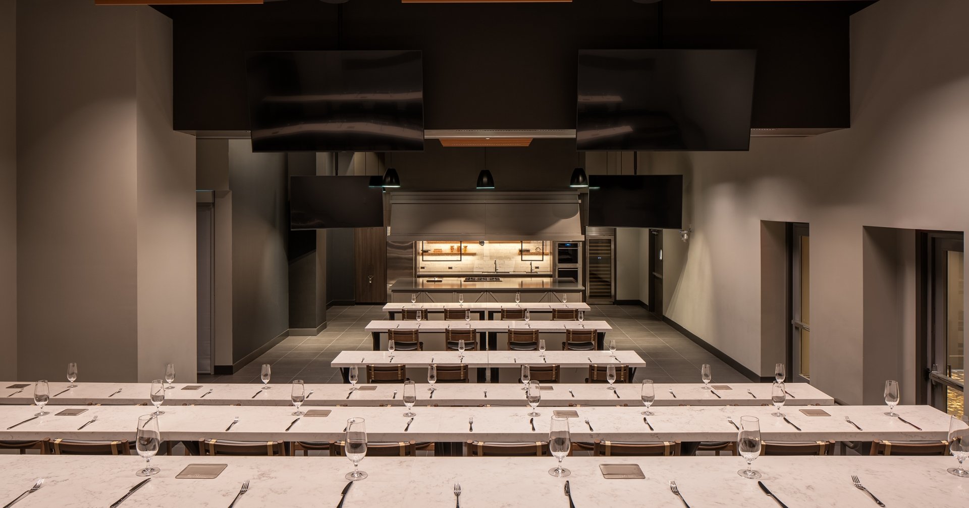 A room with tables and chairs