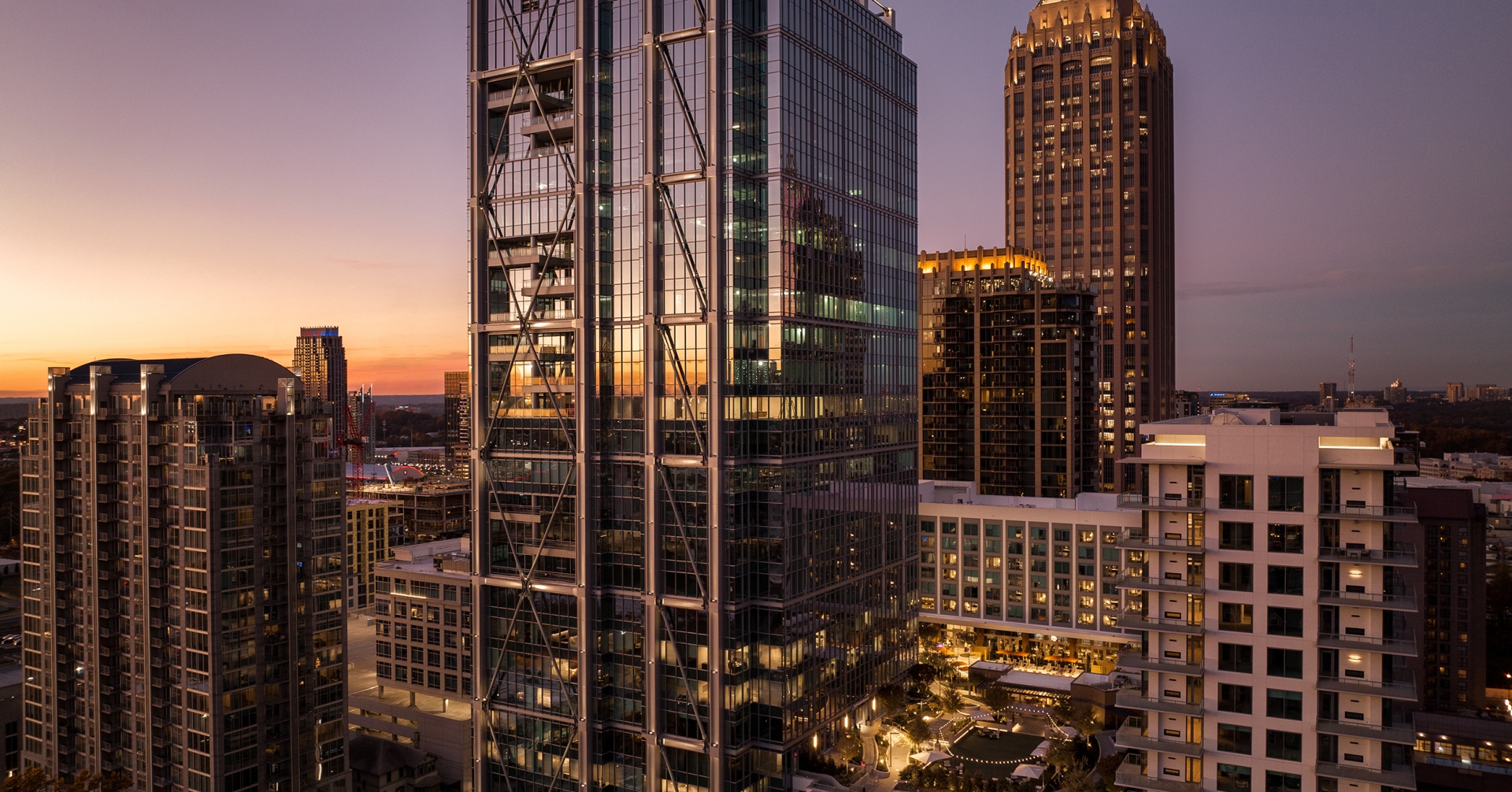 an aerial view of a hotel in a large city